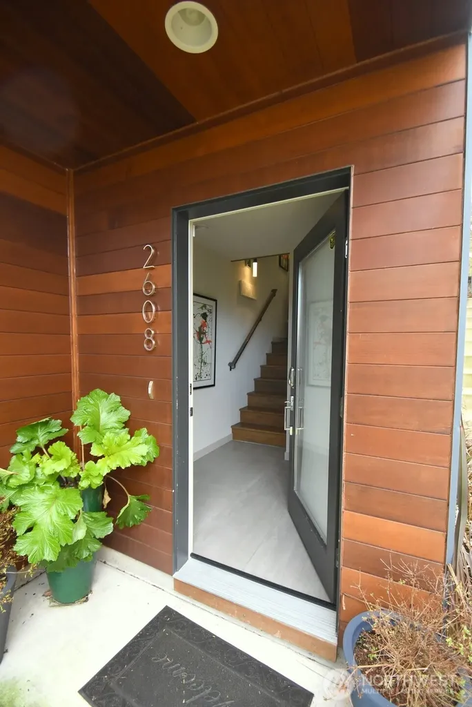2608 23rd Avenue W Seattle WA 98199