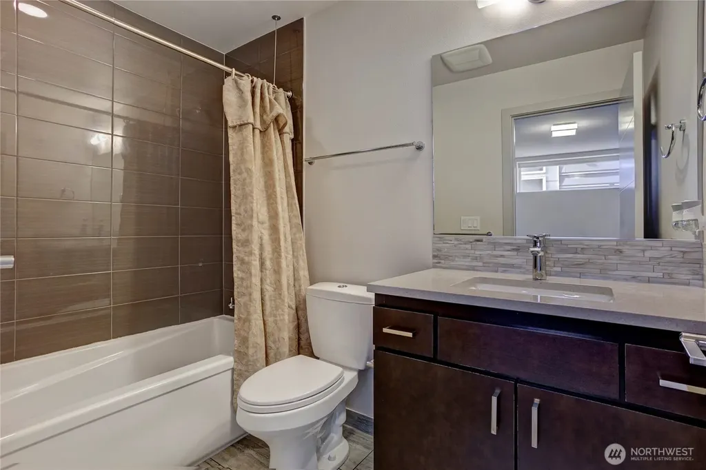 2608 23rd Avenue W Seattle WA 98199