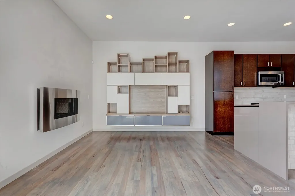 2608 23rd Avenue W Seattle WA 98199