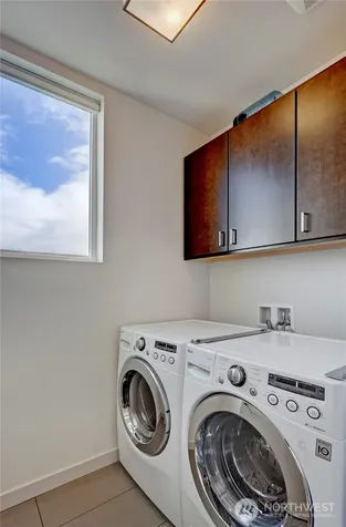 2608 23rd Avenue W Seattle WA 98199