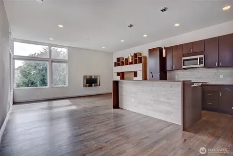 2608 23rd Avenue W Seattle WA 98199