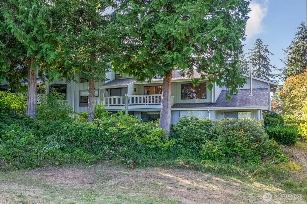 101 Highland Greens Port Ludlow WA 98365
