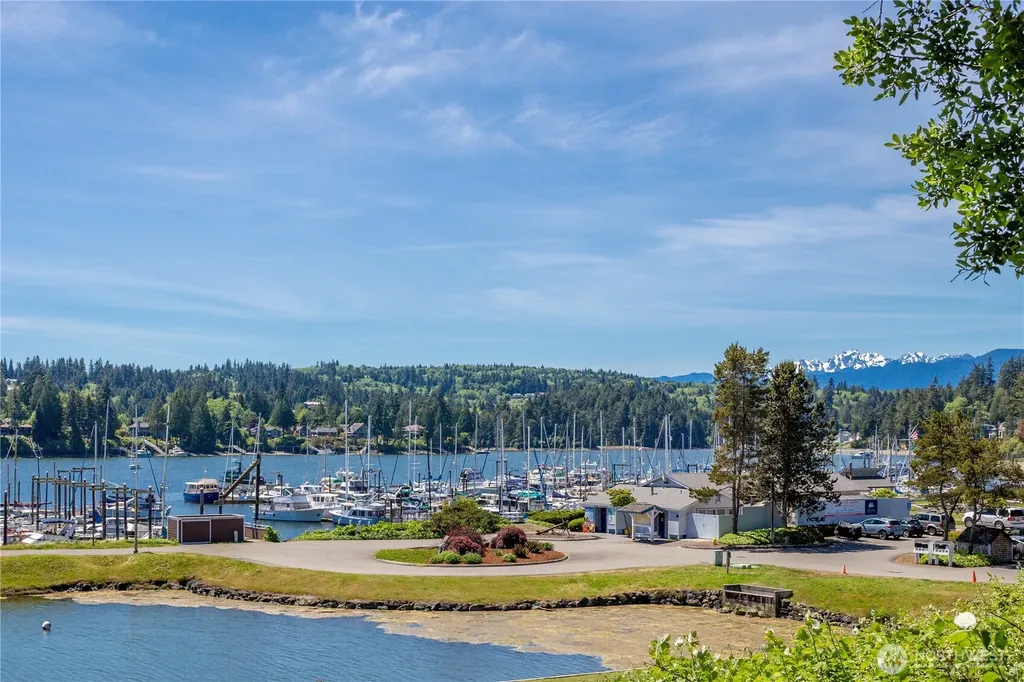 101 Highland Greens Port Ludlow WA 98365