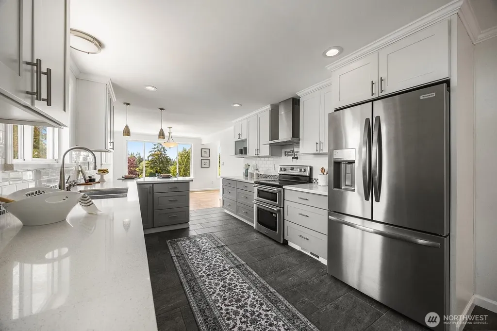 8132 208th Place SW Edmonds WA 98026