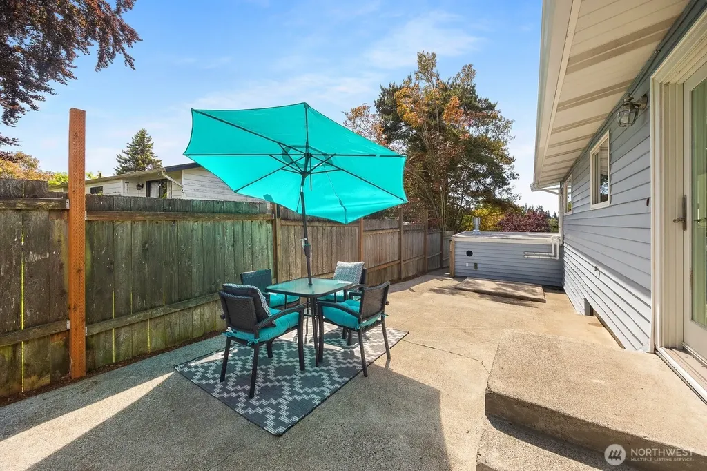 8132 208th Place SW Edmonds WA 98026