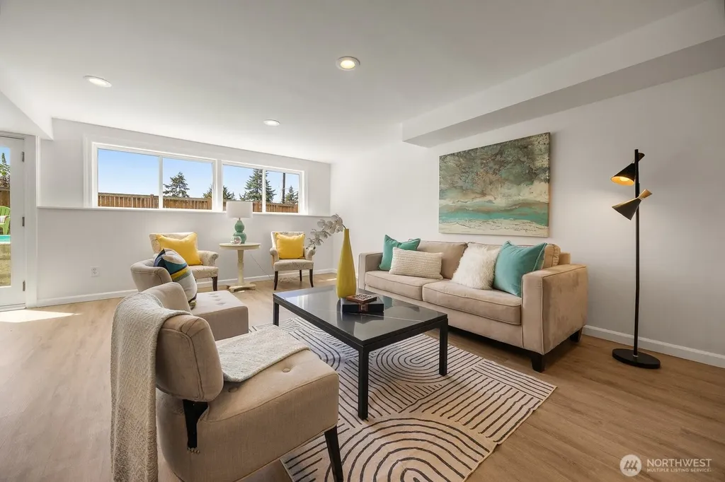 8132 208th Place SW Edmonds WA 98026