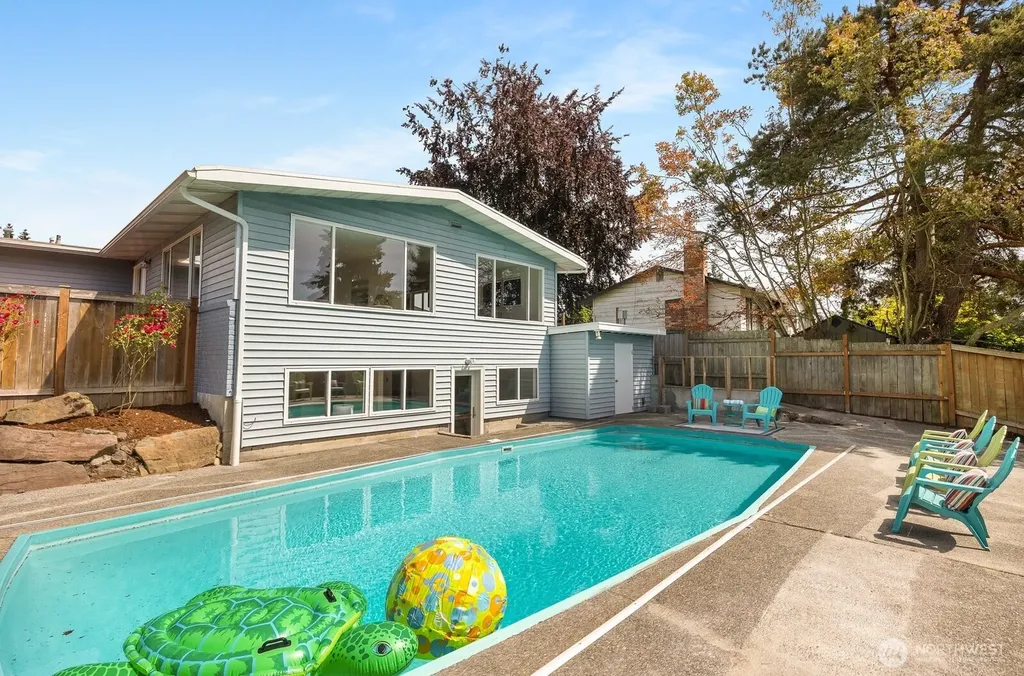 8132 208th Place SW Edmonds WA 98026