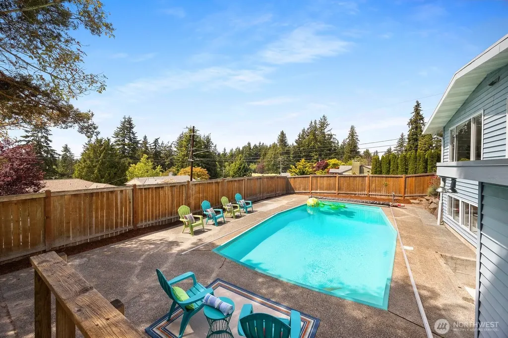 8132 208th Place SW Edmonds WA 98026