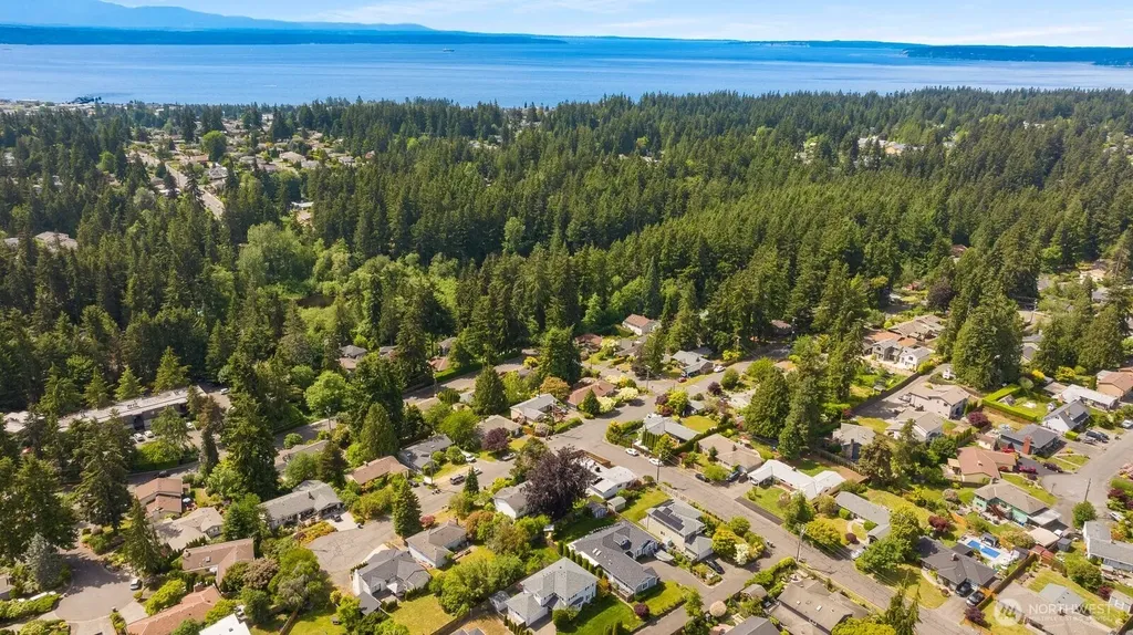 8132 208th Place SW Edmonds WA 98026