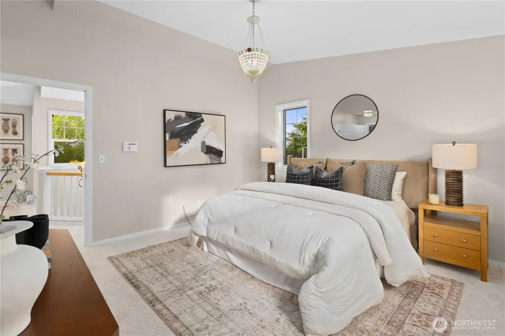 7539 33rd Avenue NE Seattle WA 98115