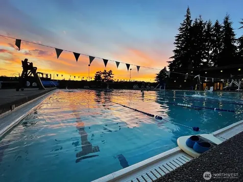 7539 33rd Avenue NE Seattle WA 98115
