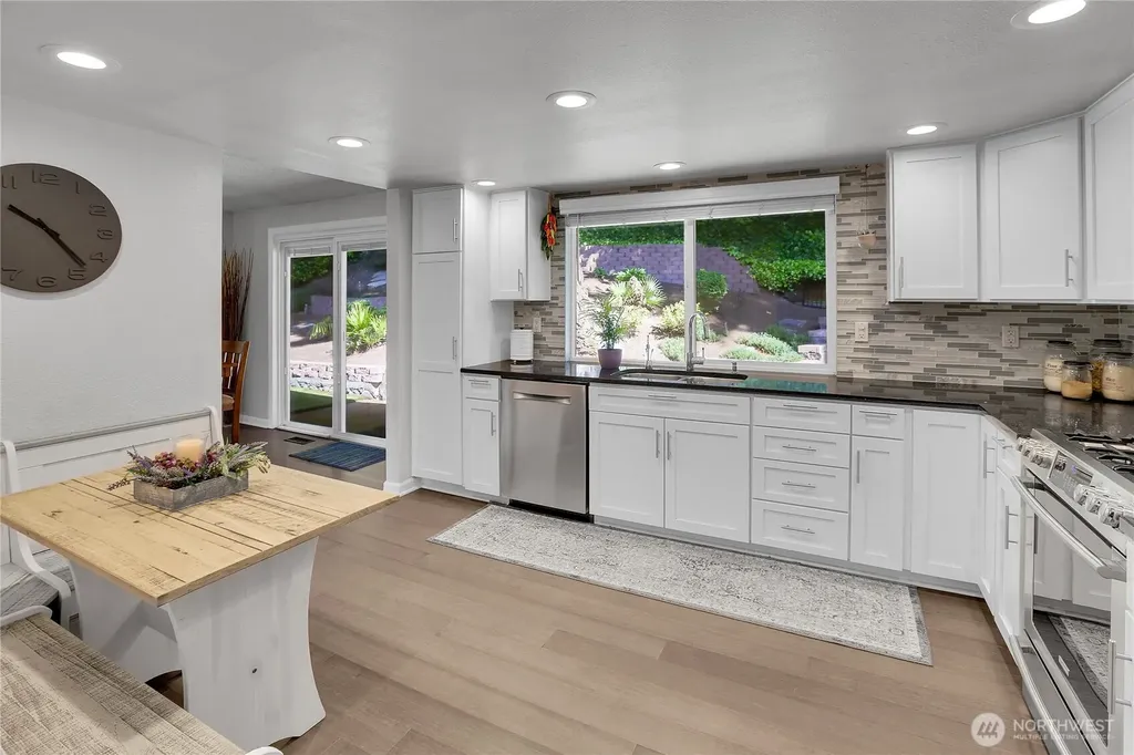 3605 225th Place SW Mountlake Terrace WA 98043