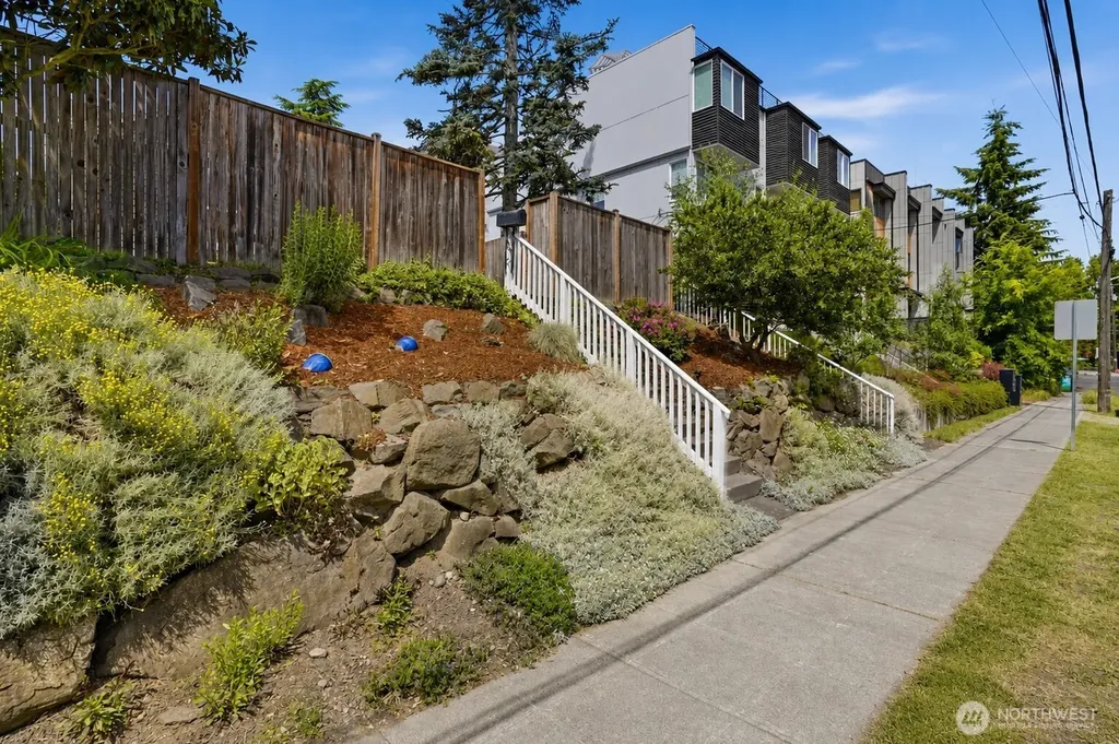 3637 22nd Avenue W Seattle WA 98199