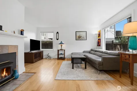 3637 22nd Avenue W Seattle WA 98199