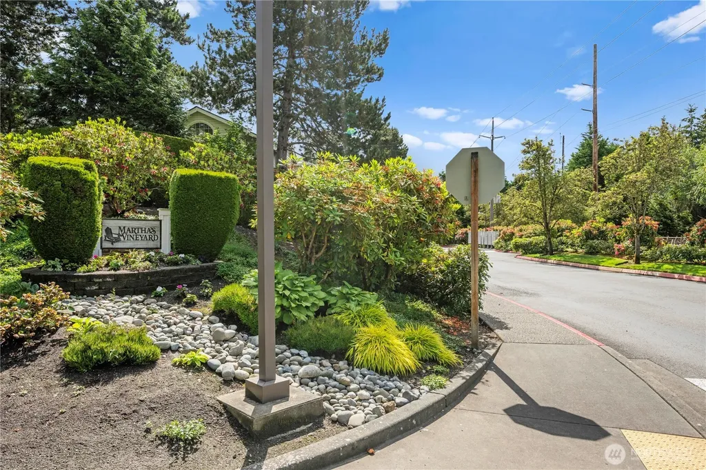 5500 Harbour Pointe Boulevard Mukilteo WA 98275