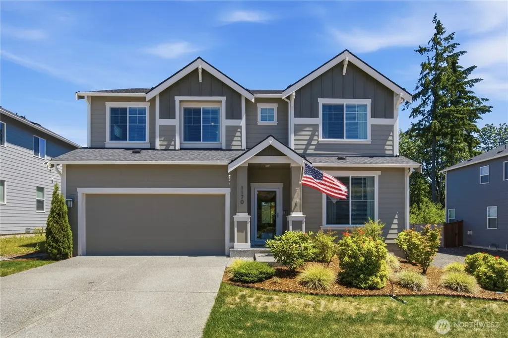 1170 Baker Heights Loop Bremerton WA 98312