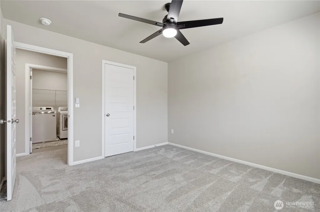 1170 Baker Heights Loop Bremerton WA 98312