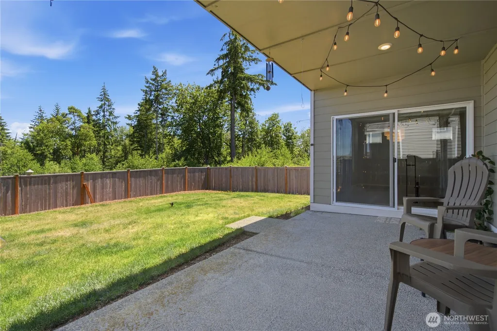 1170 Baker Heights Loop Bremerton WA 98312