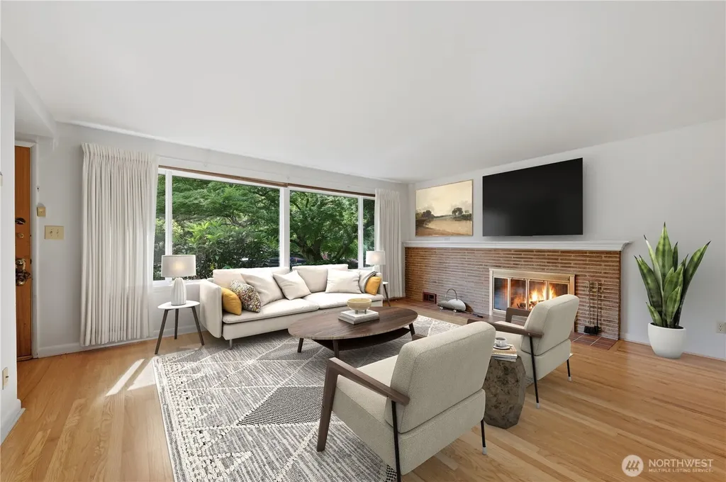 7025 43rd Avenue NE Seattle WA 98115