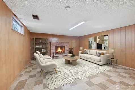 7025 43rd Avenue NE Seattle WA 98115