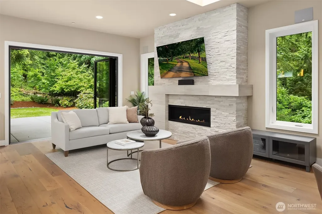 1732 Harrison Way NE Issaquah WA 98029