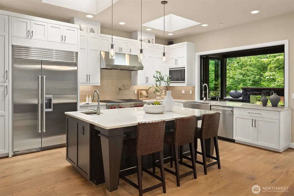 1732 Harrison Way NE Issaquah WA 98029
