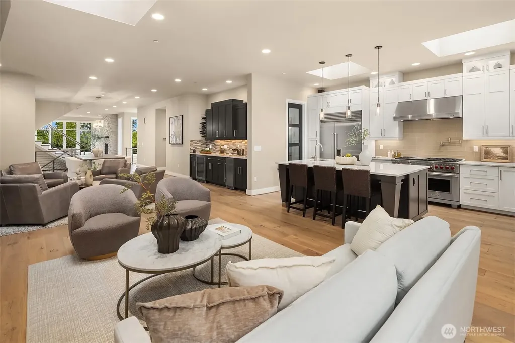 1732 Harrison Way NE Issaquah WA 98029