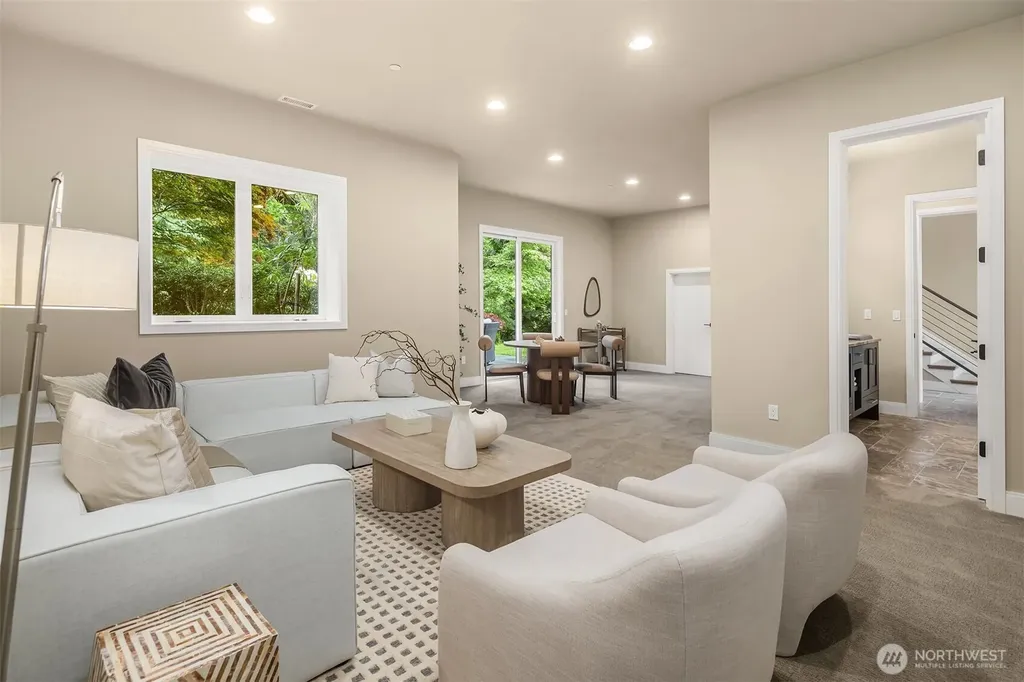 1732 Harrison Way NE Issaquah WA 98029