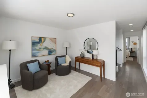 1208 W Emerson Street Seattle WA 98119