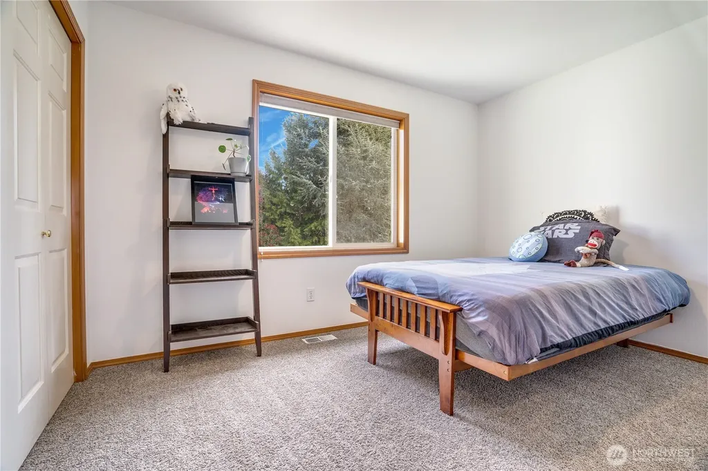 2209 28th Street SE Puyallup WA 98372