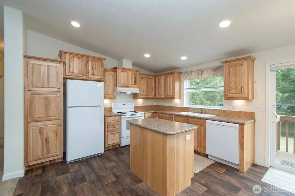 285 Bon Jon View Way Sequim WA 98382
