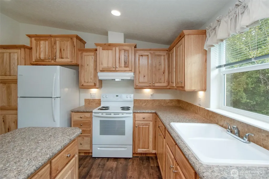 285 Bon Jon View Way Sequim WA 98382