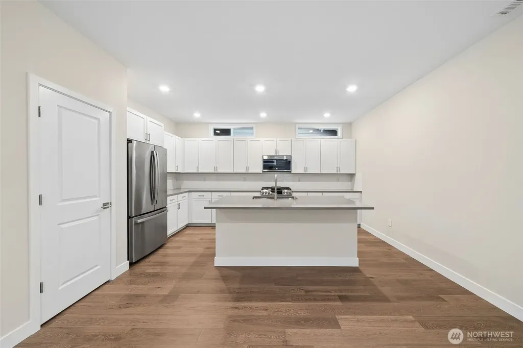 19110 Trilogy Parkway E Bonney Lake WA 98391