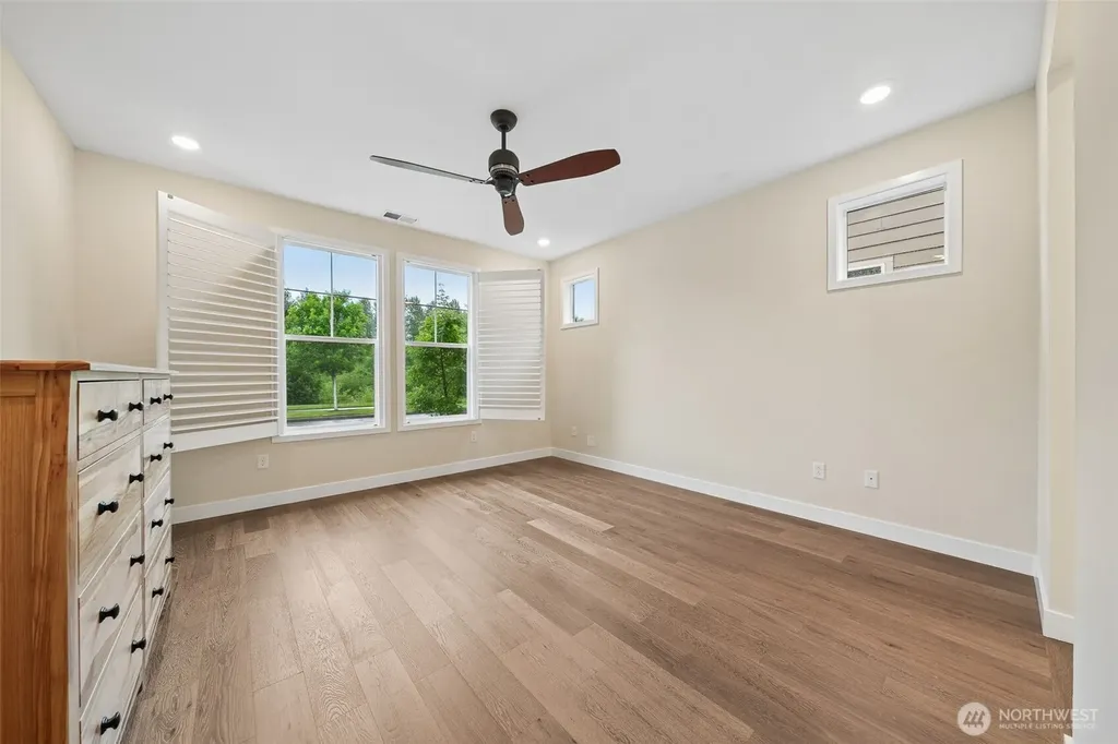 19110 Trilogy Parkway E Bonney Lake WA 98391