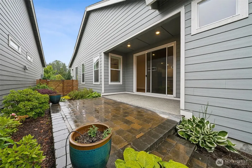 19110 Trilogy Parkway E Bonney Lake WA 98391