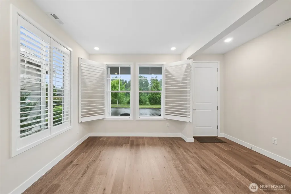 19110 Trilogy Parkway E Bonney Lake WA 98391