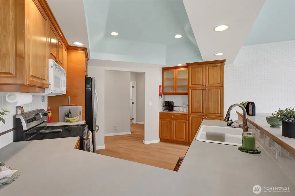 585 Maberry Drive Lynden WA 98264