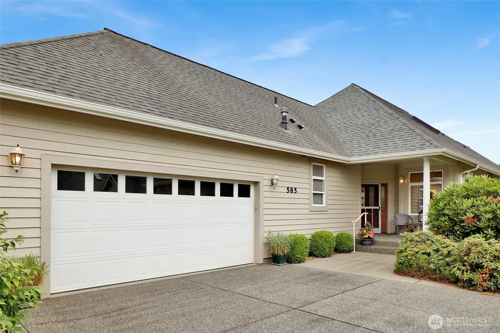 585 Maberry Drive Lynden WA 98264