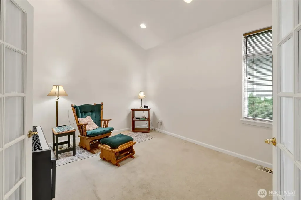 585 Maberry Drive Lynden WA 98264