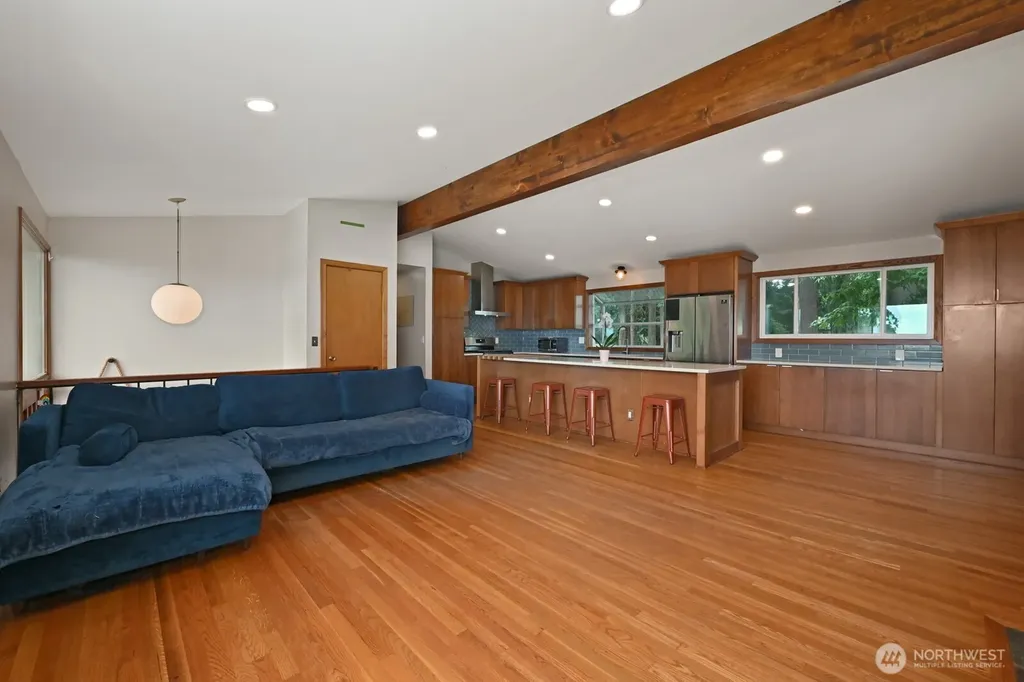 143 S 297th Place Federal Way WA 98003