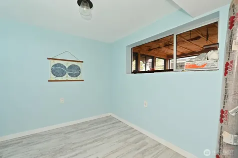 143 S 297th Place Federal Way WA 98003