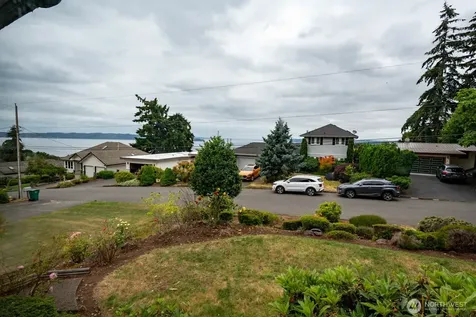 143 S 297th Place Federal Way WA 98003