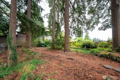 143 S 297th Place Federal Way WA 98003