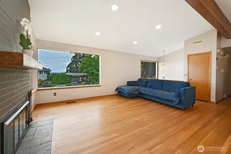 143 S 297th Place Federal Way WA 98003