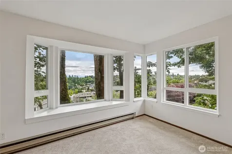 2419 E Madison Street Seattle WA 98112