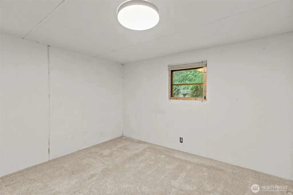 31813 21st Avenue SW Federal Way WA 98023