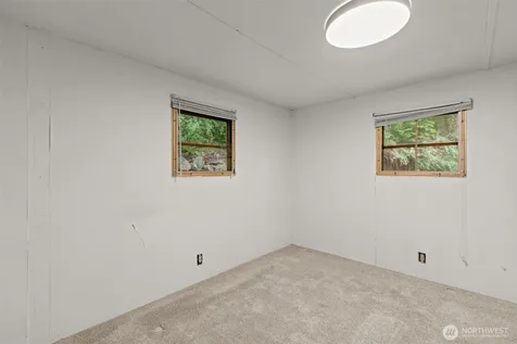 31813 21st Avenue SW Federal Way WA 98023