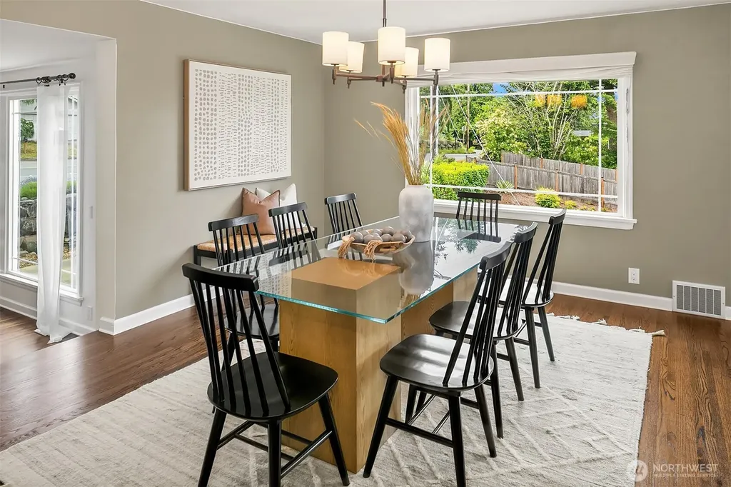 8715 Bowdoin Way Edmonds WA 98026