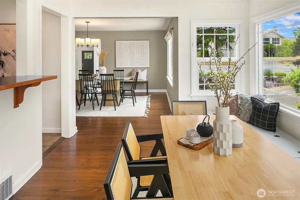 8715 Bowdoin Way Edmonds WA 98026