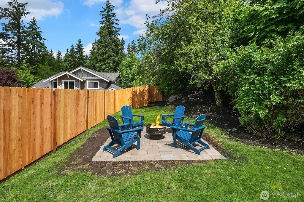 8715 Bowdoin Way Edmonds WA 98026